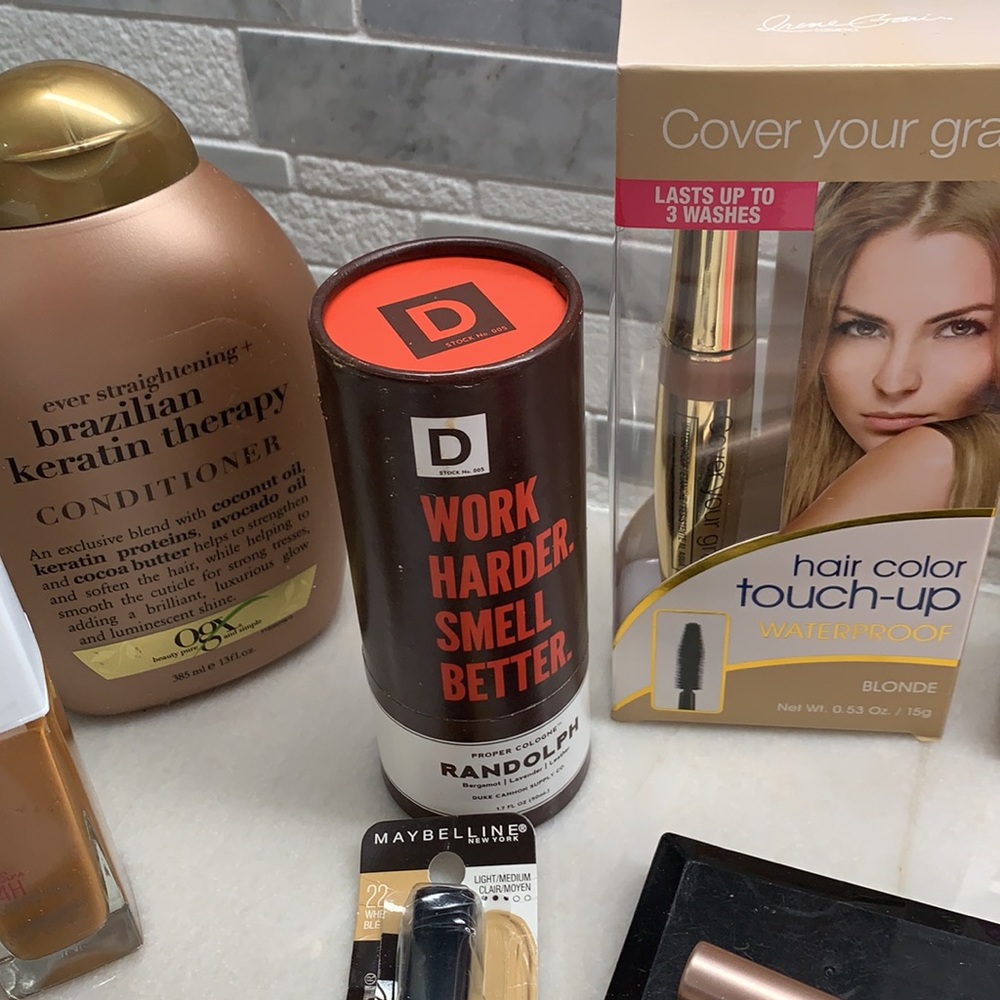 Cosmetics Bundle - Picture 3 of 7